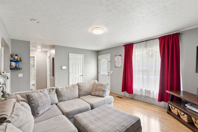 149 Cora St, House other with 4 bedrooms, 2 bathrooms and null parking in Portland TN | Image 6