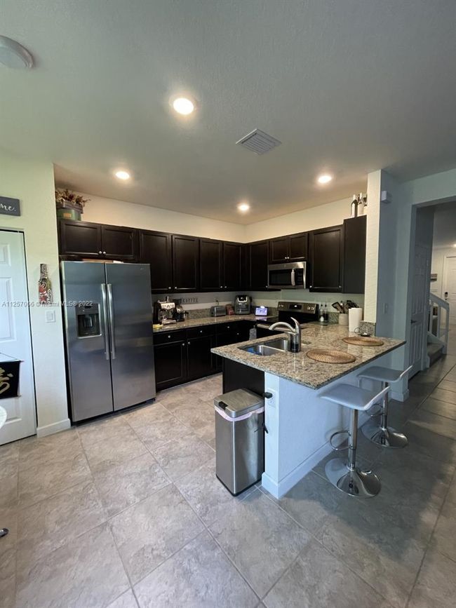 0 - 3409 W 104th Ter, Condo with 4 bedrooms, 3 bathrooms and null parking in Hialeah FL | Image 13