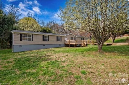 4-248 Mulberry Park Rd, North Wilkesboro, NC, 28659-7714 | Card Image