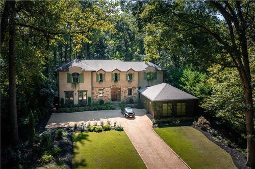 3118 W Roxboro Rd Ne, Atlanta, GA, 30324-2542 | Card Image