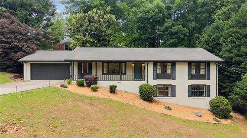 4110 Ashwoody Trl Ne, Brookhaven, GA, 30319-1406 | Card Image