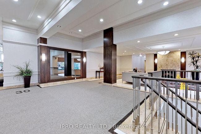 1507 - 20 N Park Rd, Condo with 2 bedrooms, 2 bathrooms and 1 parking in Vaughan ON | Image 6
