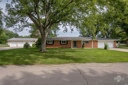 6308 W Mcarthur Ln, Muncie, IN, 47304-8818 | Card Image