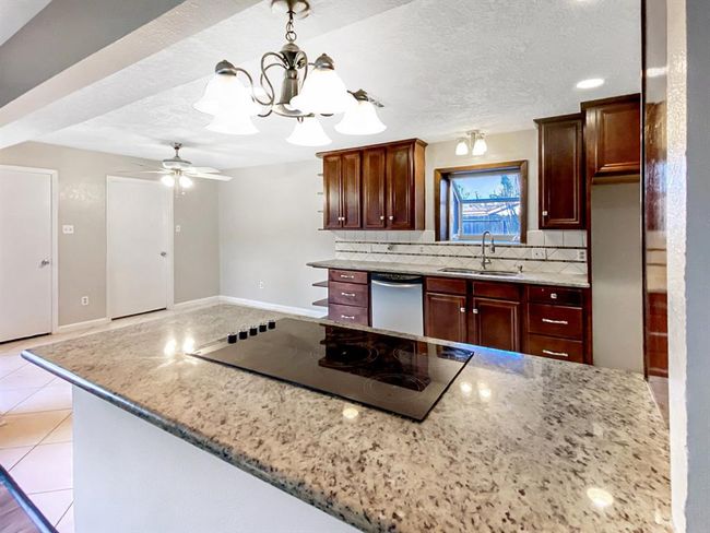 New electric cooktop. | Image 8