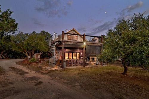 1910 Sandy Point Rd, Wimberley, TX, 78676-9172 | Card Image