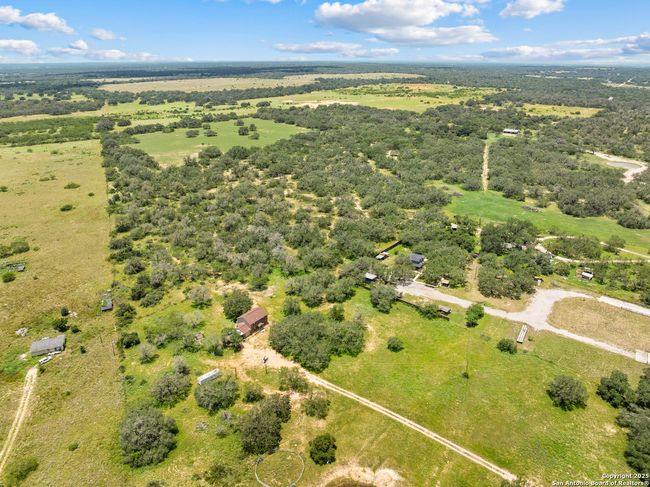 1655 Eichman Rd, House other with 4 bedrooms, 2 bathrooms and null parking in Poteet TX | Image 14