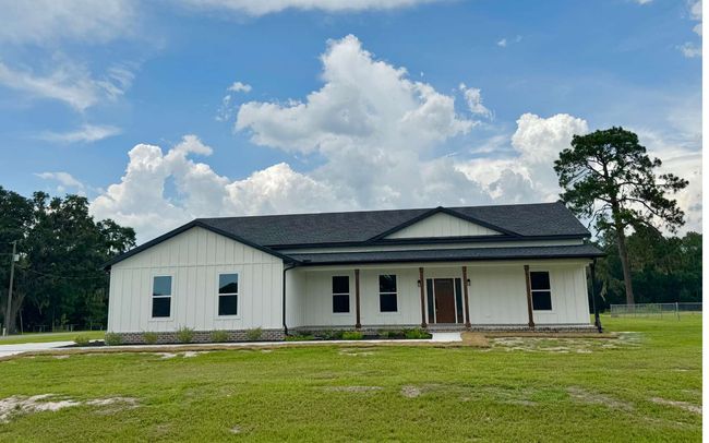 152 Sw Scott Pl, House other with 4 bedrooms, 2 bathrooms and 2 parking in LAKE CITY FL | Image 35