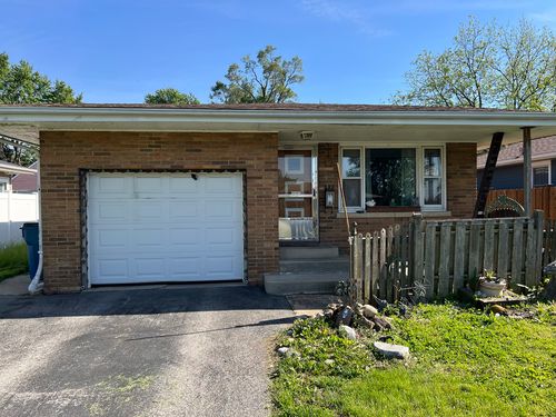 555 Elsie Avenue, Crest Hill, IL, 60403 | Card Image