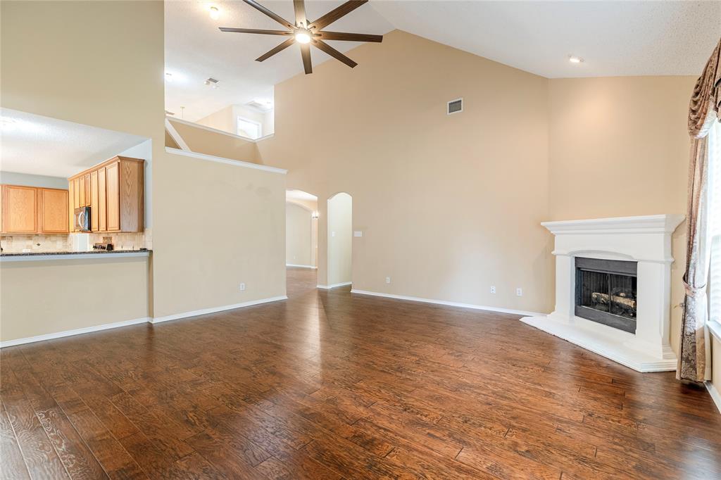 Huntington Trl, Mansfield, TX 76063