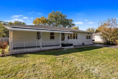 7562 Montana St, Merrillville, IN, 46410-4935 | Card Image