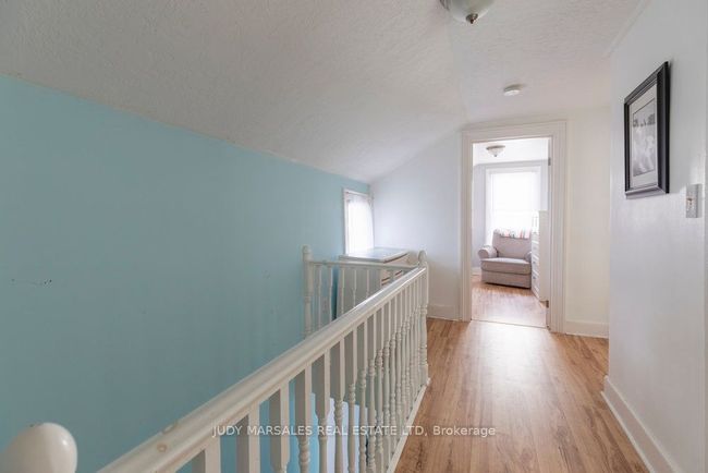 10 Brock St S, House other with 3 bedrooms, 1 bathrooms and 4 parking in Dundas ON | Image 13