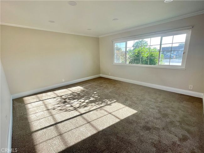14332 Thunderbird Cir, House other with 4 bedrooms, 2 bathrooms and 2 parking in Huntington Beach CA | Image 4