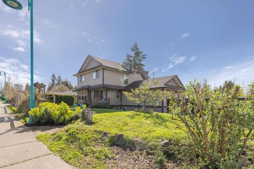 6391 Oracle Rd, Sechelt, BC, V7Z0R8 | Card Image
