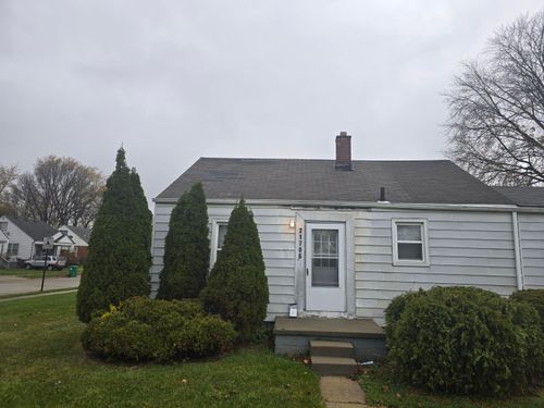 21706 Rausch Ave, Eastpointe, MI, 48021-2538 | Card Image