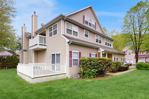 25 Avery Ct, Nesconset, NY, 11767-1579 | Card Image