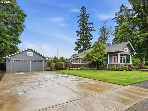 726 E Main St, Hillsboro, OR, 97123 | Card Image