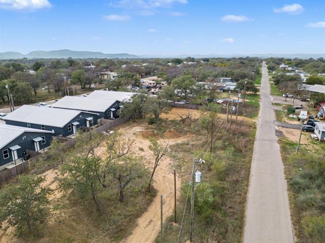 Land in Kingsland 2
