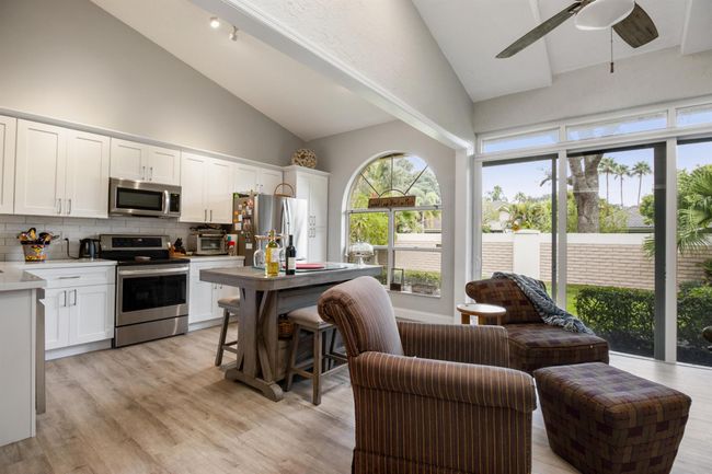 202 Sabal Palm Ln, House other with 3 bedrooms, 2 bathrooms and null parking in Palm Beach Gardens FL | Image 14