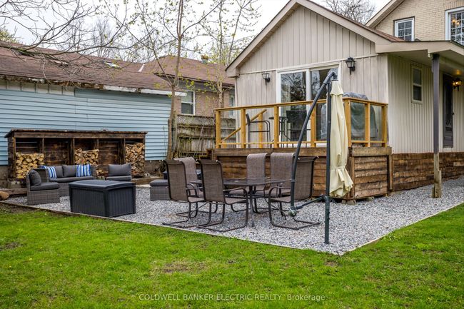272 Bennet St, House other with 3 bedrooms, 2 bathrooms and 4 parking in Peterborough ON | Image 34
