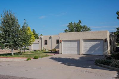 375 S Pin High Dr, House other with 3 bedrooms, 1 bathrooms and 4 parking in Pueblo West CO | Image 3