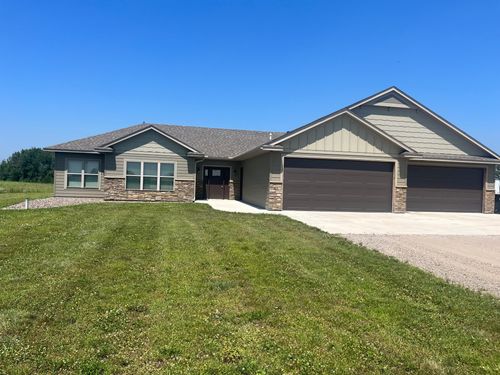 5855 281st Ave Nw, Isanti, MN, 55040-5807 | Card Image