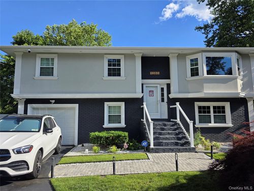 1280 Church St, Bohemia, NY, 11716-5012 | Card Image
