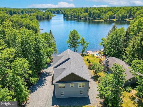 283 Owassa Dr, Pocono Lake, PA, 18347-7913 | Card Image