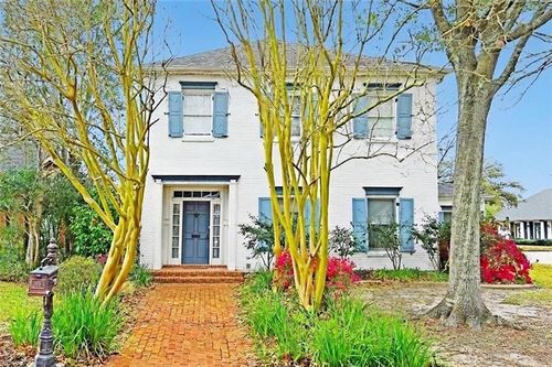 33 Hermitage Dr, Marrero, LA, 70072-5042 | Card Image