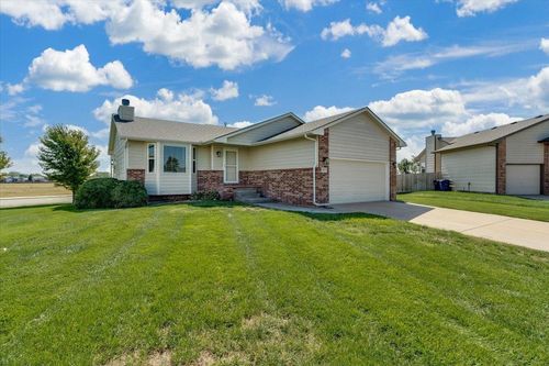 12013 W Grant Ct, Wichita, KS, 67235-1800 | Card Image