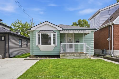 29 Shadyside Ave, Hamilton, ON, L8V3E2 | Card Image