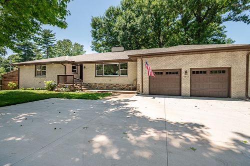 2435 S Brentwood Blvd, Springfield, MO, 65804-3236 | Card Image