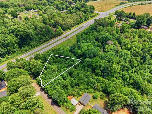 48 Easthaven Dr, Newton, NC, 28658-1609 | Card Image