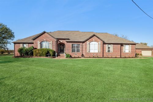 1150 N Lynn Lane Rd, Catoosa, OK, 74015-2613 | Card Image