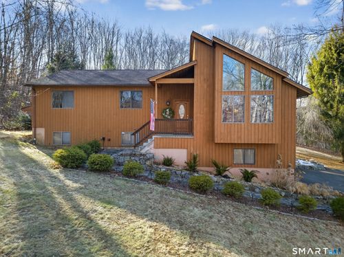 28 Oakcrest Rd, Oxford, CT, 06478-1246 | Card Image