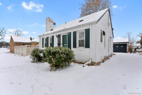 23621 Lawrence Ave, Dearborn, MI, 48128-1264 | Card Image