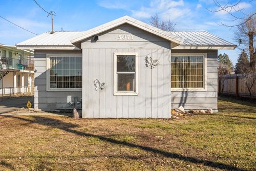 5071 Harlan Dr, Klamath Falls, OR, 97603-7527 | Card Image