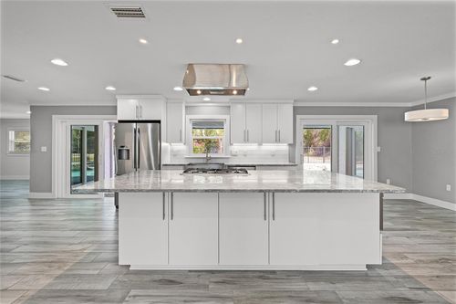 8908 Turnberry Ct, ORLANDO, FL, 32819-4010 | Card Image