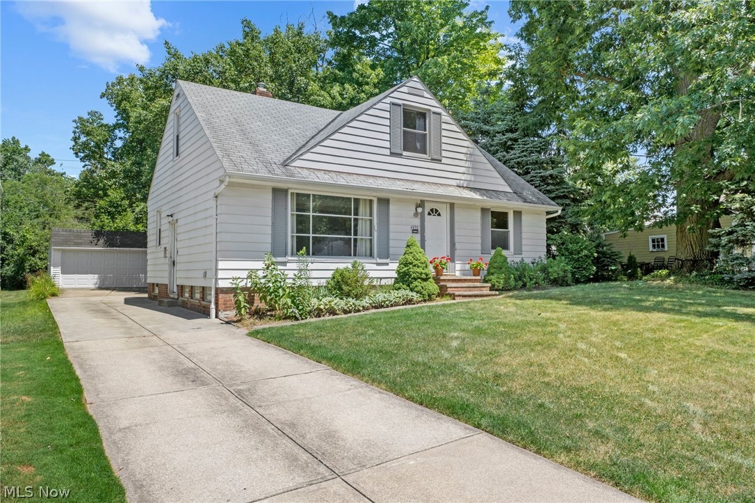 Greenway Rd, Cleveland, OH 44121