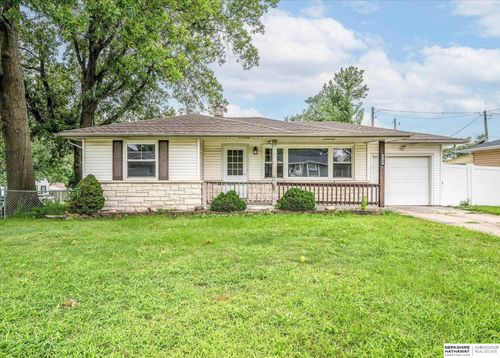 3240 S 45th St, Omaha, NE, 68106-4028 | Card Image