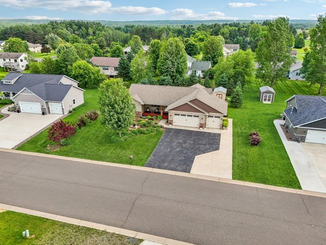 74-web-or-mls-Prairie Grass Dr-1006-072.jpg | Image 72