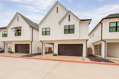 293 Estates Cir, College Station, TX, 77840-2291 | Card Image