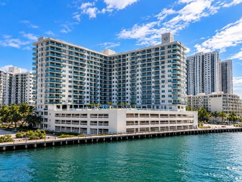 817-3800 S Ocean Dr, Hollywood, FL, 33019-2927 | Card Image