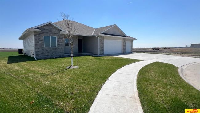 1020 Lauren Ln, House other with 3 bedrooms, 2 bathrooms and 3 parking in Fremont NE | Image 16