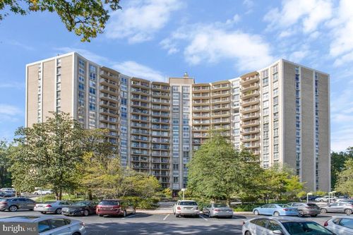 apt-614-9039 Sligo Creek Pkwy, SILVER SPRING, MD, 20901-3349 | Card Image