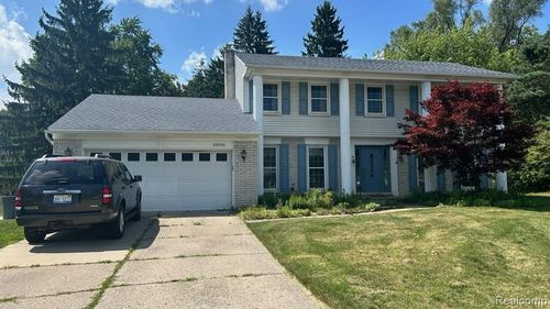 43095 Whisper Ct, Northville, MI, 48168-2060 | Card Image