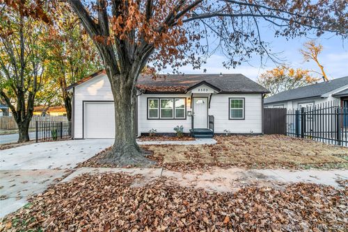 2503 E 8th St, Tulsa, OK, 74104-3313 | Card Image