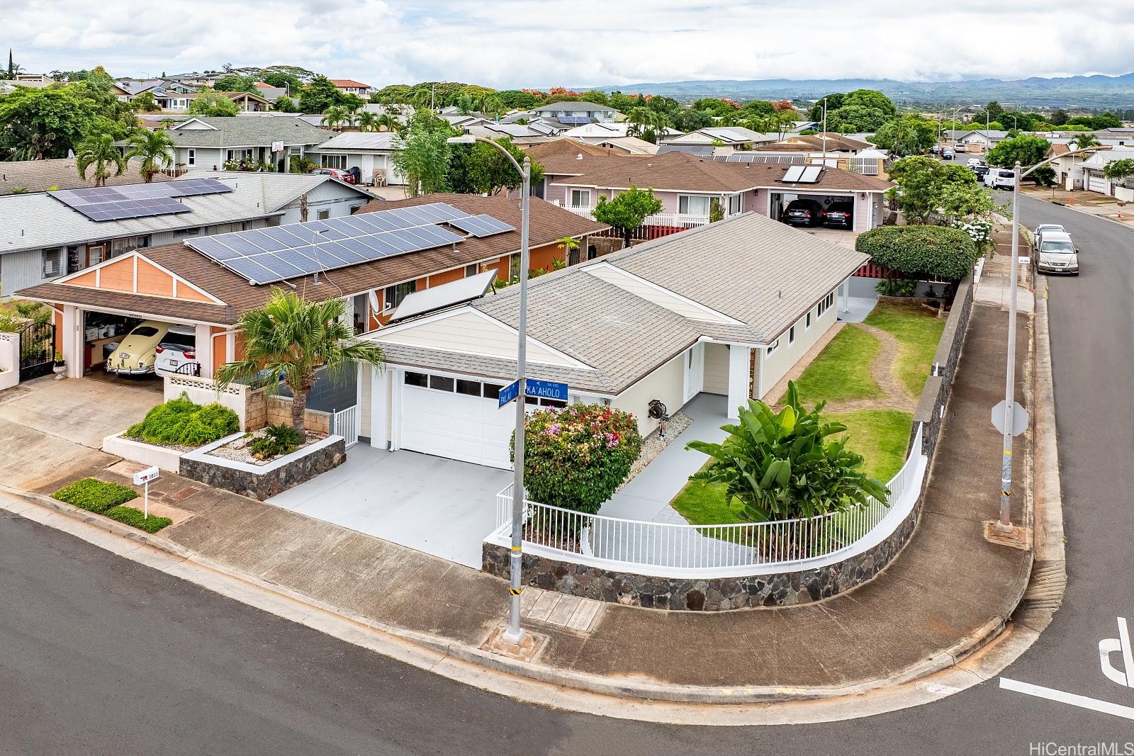 Kaaholo St, Waipahu, HI 96797