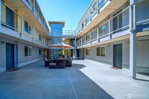 apt-205-11920 98th Ave Ne, Kirkland, WA, 98034-8952 | Card Image