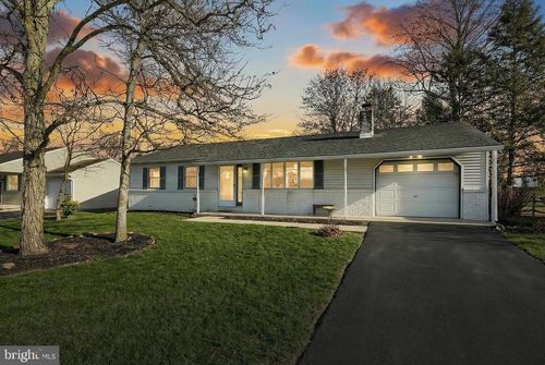 98 Schofield Dr, EAST BERLIN, PA, 17316-9337 | Card Image