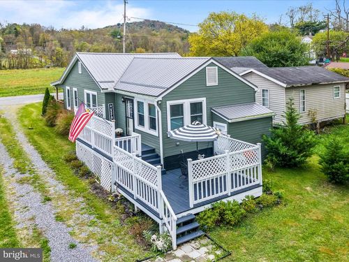 503 Hammond St, GREAT CACAPON, WV, 25422-3248 | Card Image